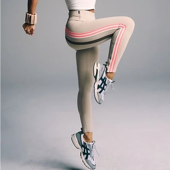 💋 FP Movement - Run Racer Leggings *NWT - Picture 3 of 8